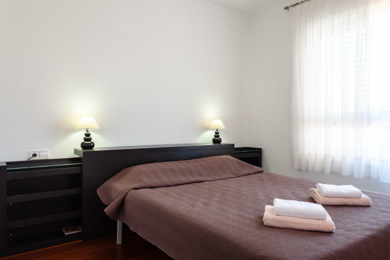 Cozy Townhouse In El Duque Apartment